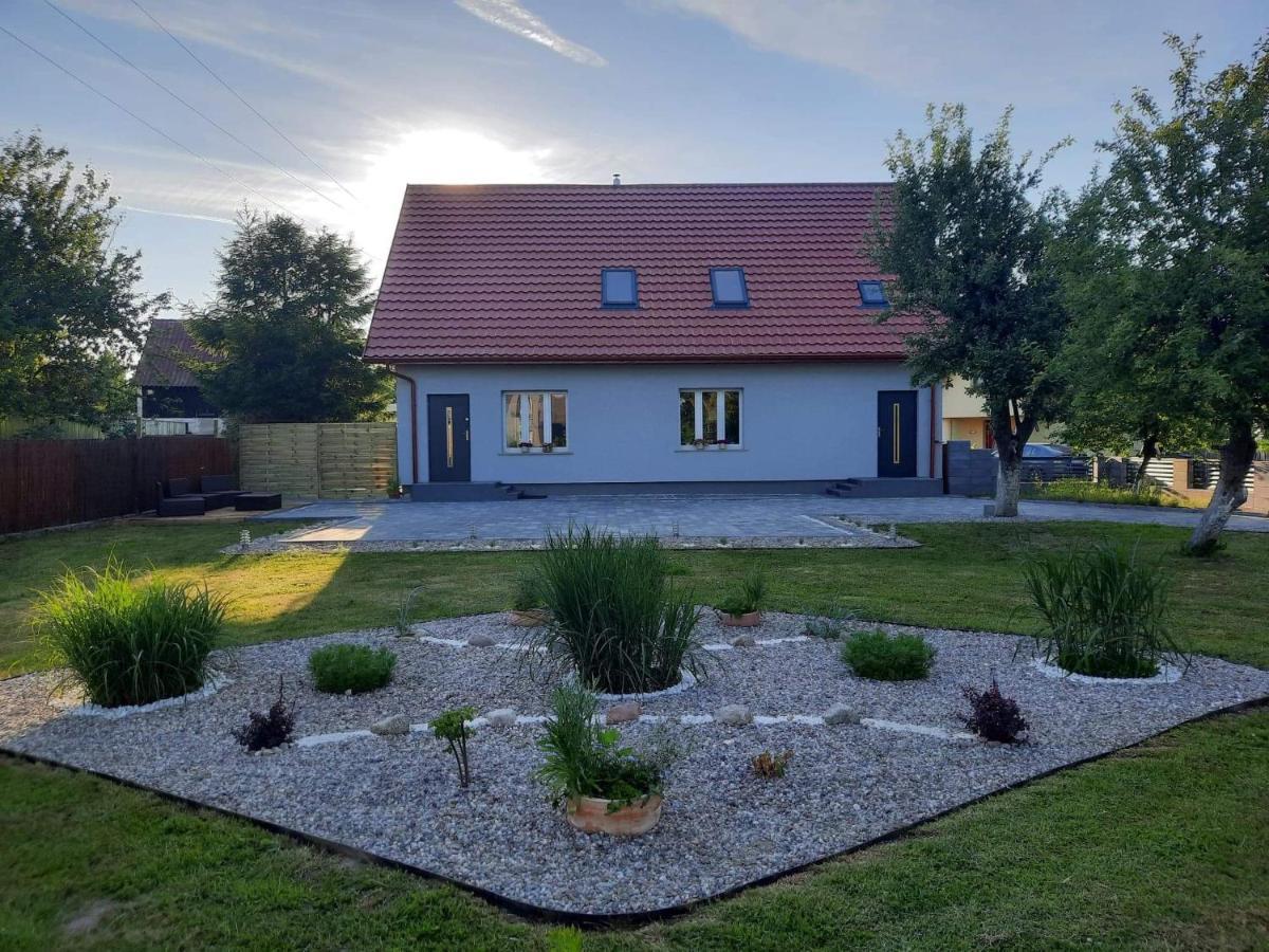 Apartament Na Cysterskim Szlaku Starzyno  Exterior photo